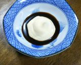 適当！マヨとソースで餃子のたれ作り方1写真