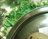 豚挽ハーブ仕立ての芹鍋作り方6写真