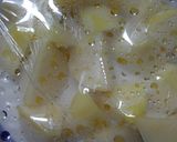 簡単♪鶏ひき肉と豆腐の洋風！肉じゃが風作り方4写真