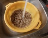 スモークサーモンと蕎麦のクリームパスタ作り方2写真
