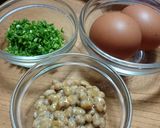 朝ごはんにも簡単っ♪納豆オムレツ作り方1写真