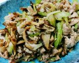 香味野菜好きな方に❤豚肉とセロリの炒め物作り方7写真