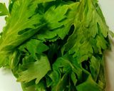 セロリの葉でもう１品♪セロリの葉の和え物作り方1写真