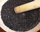 黒ごまをすり鉢で☆ごま餅用ペースト作り方4写真