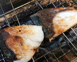 燻製にした鰤の塩焼き 柚子味噌を添えて作り方4写真