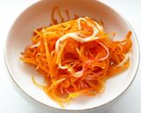 にんじんとかにかま炒め作り方5写真