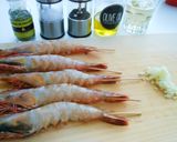 エビのハーブワイン蒸し作り方1写真