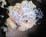 お弁当にいかが？⑫里芋の明太ペースト炒め作り方4写真