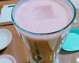 イチゴ＆豆乳＆ヨーグルトのスムージ！作り方4写真