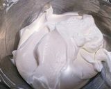 着色料不使用! バイキンマンケーキ作り方4写真