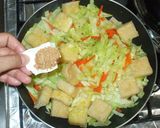 野菜炒めカレー味♪簡単キャベツと油揚げ作り方5写真