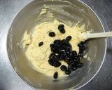 残ったおせちで♪黒豆のクランブルマフィン作り方7写真