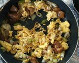簡単♡焼き鳥缶de炒めうどん♪作り方4写真