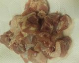 食感が最高！鶏ももと玉ネギのトマト煮！作り方2写真