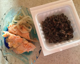納豆と鮭ともやしの三色丼作り方1写真