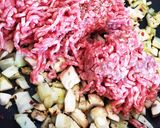 旨味たっぷり！ラム肉のラグー焼きパスタ作り方2写真