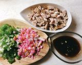 お正月の残り物で、しっとり肉チャーハン作り方1写真