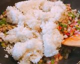 お正月の残り物で、しっとり肉チャーハン作り方5写真