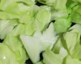 レトルトかさ増し♪鶏炭火焼のキャベツ炒め作り方1写真