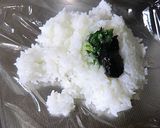 七草で、おにぎりを握ってみました～作り方3写真