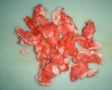 納豆と甘辛く炒めた牛肉を混ぜただけ～。作り方1写真