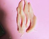鶏むね肉を柔らかく焼くよ！味付けは自由！作り方1写真