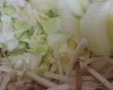 子どもも喜ぶ! わが家の豚肉入りもつ鍋作り方1写真