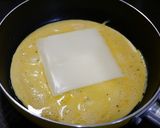 簡単！とろとろチーズロールエッグ作り方3写真
