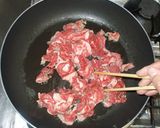 牛肉とごぼうとこんにゃくの白ゴマ味噌煮作り方5写真