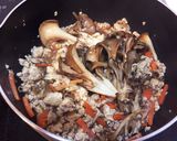 舞茸と鳥ひき肉の簡単炊き込みご飯作り方2写真