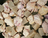 鶏肉とコンニャクとさつまいもの旨煮作り方3写真