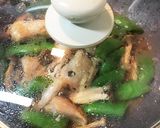鶏胸肉とスナップエンドウの味噌マヨ炒め作り方4写真