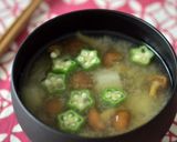 なめこ・長芋・オクラのお味噌汁作り方4写真