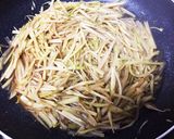 シャッキリ!寒ウドのきんぴら作り方3写真