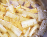 出汁をとって作る大根と油揚げの味噌汁作り方3写真