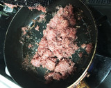 ＊材料2つだけ！簡単コンビーフの卵とじ＊作り方1写真
