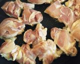 鶏ももの黒胡椒焼き♪サッパリレモン^^作り方1写真