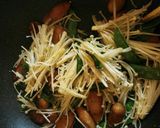 絹さやとエノキの炒め物♪絹さや消費♡作り方5写真