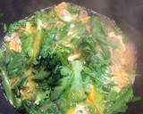 100円副菜☆菊菜の卵とじ☆香りを楽しむ作り方3写真