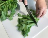 やわらか春菊とローストビーフのサラダ作り方1写真
