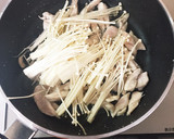 水菜とササミときのこのおろし和風パスタ作り方6写真