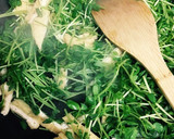 優しいお味♡豆苗とお揚げの煮びたし作り方1写真