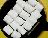 とろとろ幸せ~♡スキレットで餅入りスモア作り方4写真