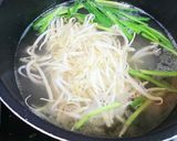 築地の名店やじ満風 牡蠣ラーメン作り方1写真