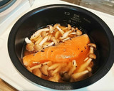 鮭と茸の炊き込みご飯作り方2写真