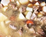 鶏肉と里芋の炒め煮〜生姜風味作り方3写真