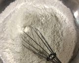 チョコとフルーツたっぷりひねりハードパン作り方1写真