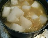 染み~(*´-`)手羽元と冷凍大根の煮物作り方6写真