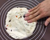 チョコとフルーツたっぷりひねりハードパン作り方8写真