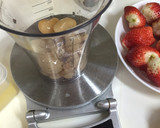 おやつ♡苺と白餡クリームの生春巻き作り方1写真